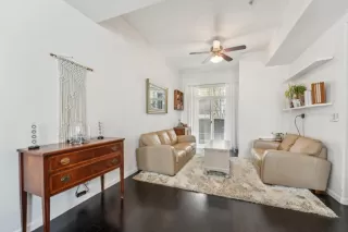 Photo #4: ML81995533 Listing