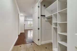 Photo #2: ML81995692 Listing