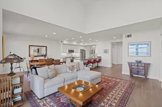 Photo #5: ML81995780 Listing