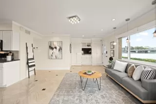 Photo #6: ML81995809 Listing