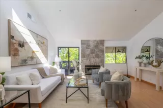 Photo #4: ML81995833 Listing