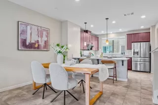 Photo #4: ML81995836 Listing