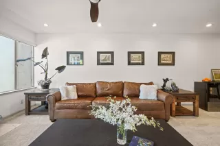 Photo #5: ML81995853 Listing