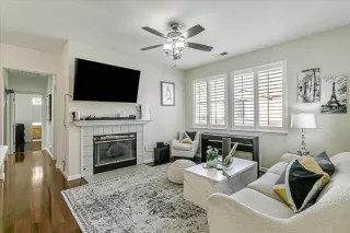 Photo #4: ML81995878 Listing