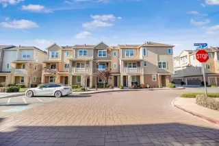 Photo #2: ML81996048 Listing 