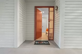 Photo #2: ML81996219 Listing 