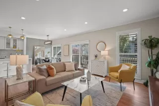 Photo #6: ML81996219 Listing 