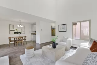 Photo #5: ML81996341 Listing