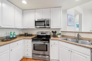 Photo #3: ML81996355 Listing 