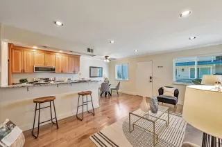 Photo #5: ML81996460 Listing