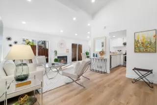 Photo #2: ML81996489 Listing 