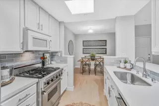 Photo #3: ML81996567 Listing 