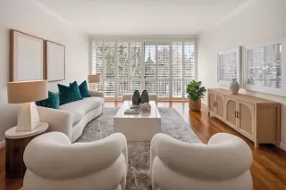 More Details about MLS # ML81996584 : 1330 UNIVERSITY DR 33