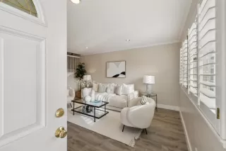 Photo #6: ML81996643 Listing