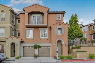 Photo #2: ML81996698 Listing 