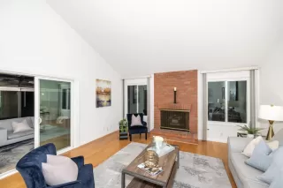 Photo #4: ML81996885 Listing 