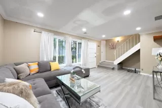 Photo #2: ML81996999 Listing