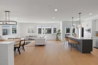 Photo #4: ML81997011 Listing 