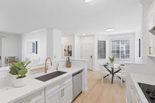 Photo #4: ML81997711 Listing 