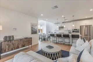 Photo #4: ML81997746 Listing