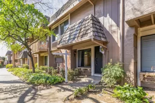 Browse active condo listings in TANGLEWOOD