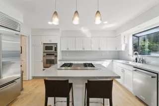 Photo #2: ML81997803 Listing