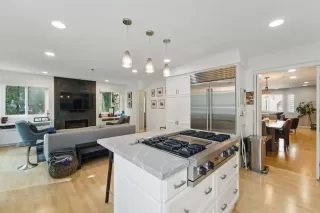 Photo #4: ML81997803 Listing