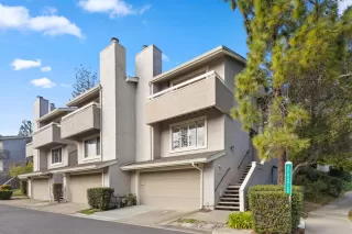 More Details about MLS # ML81997819 : 2 GOLDENRIDGE CT