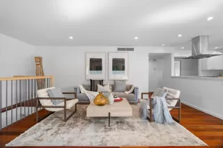 Photo #2: ML81997861 Listing 