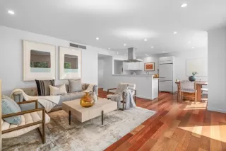 Photo #4: ML81997861 Listing 