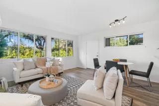 Photo #5: ML81997943 Listing