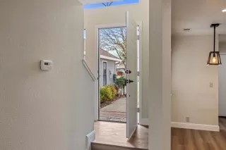 Photo #5: ML81998096 Listing