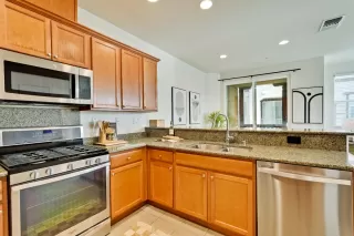 Photo #4: ML81998212 Listing