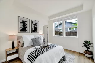 Photo #5: ML81998329 Listing