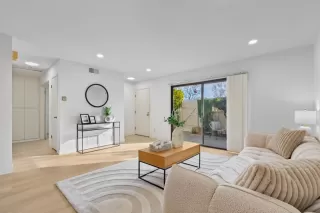 Photo #4: ML81998512 Listing