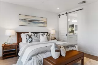 Photo #4: ML81998839 Listing