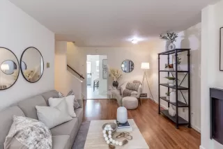 Photo #5: ML81998917 Listing