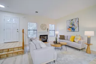 Photo #2: ML81999421 Listing 