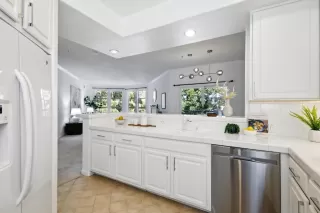 Photo #5: ML81999437 Listing