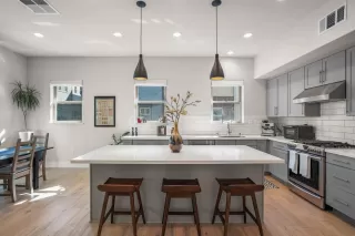 Photo #2: ML81999578 Listing