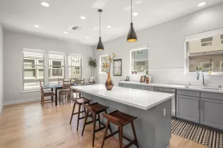 Photo #3: ML81999578 Listing