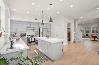 Photo #4: ML81999578 Listing