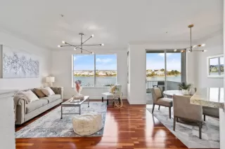 Photo #5: ML81999653 Listing