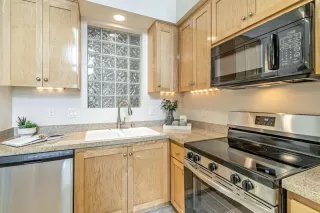 Photo #5: ML81999712 Listing