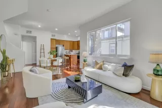 Photo #4: ML82000090 Listing 