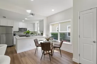 Photo #4: ML82000092 Listing 