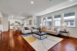 Photo #4: ML82000146 Listing