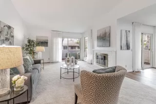 Photo #4: ML82000176 Listing