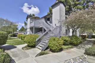 Photo #2: ML82000363 Listing