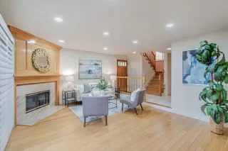 Photo #4: ML82000431 Listing